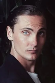 Eamon Farren